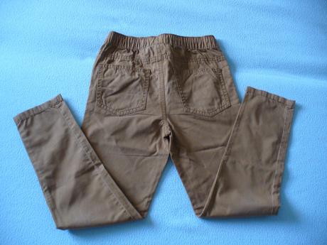 Kalhoty pláťáky vel. 122, 122