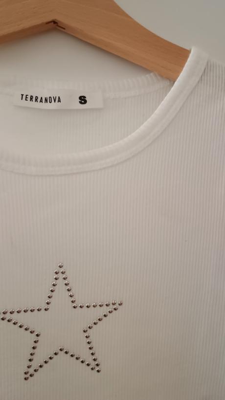 Krásné žebrované tričko s hvězdičkou- jako nové, terranova,s