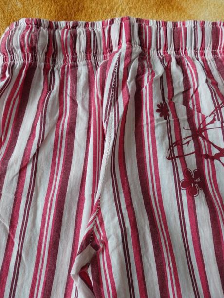 Pruhované kalhoty, 134