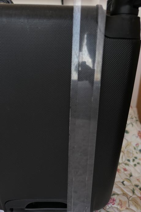 Skořepinový kufr na kolečkách - palubní, 