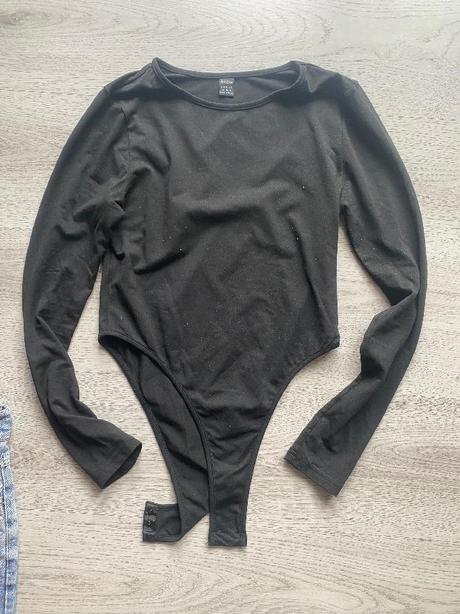 Krásný komplet věcí,sukně,body velikost 38/m, m