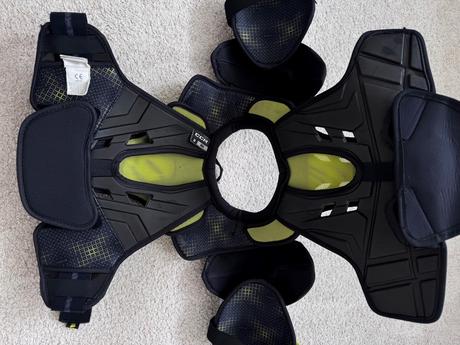 Chrániče ramen ccm tacks xf sr, vel. s, ccm,s