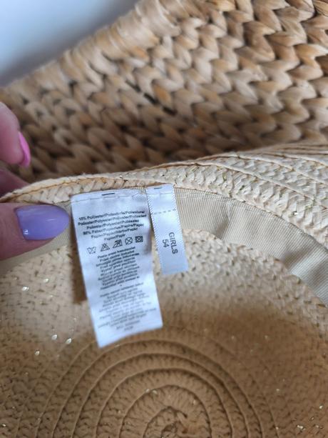 Slaměný klobouk s neon bambulkami, pepco,122