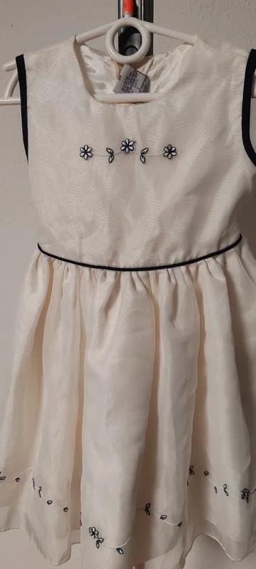 Společenské šaty,