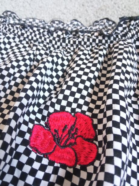 Lehoučká halenka, 170