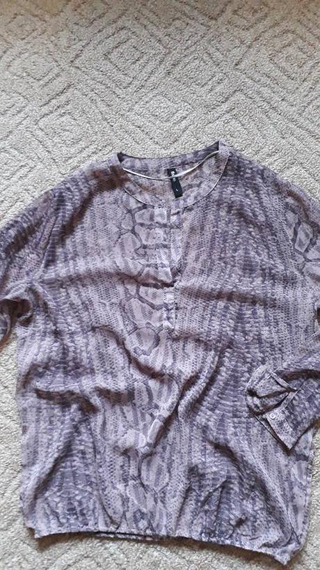 Lehounká blůzka se zvířecím motivem, takko,l