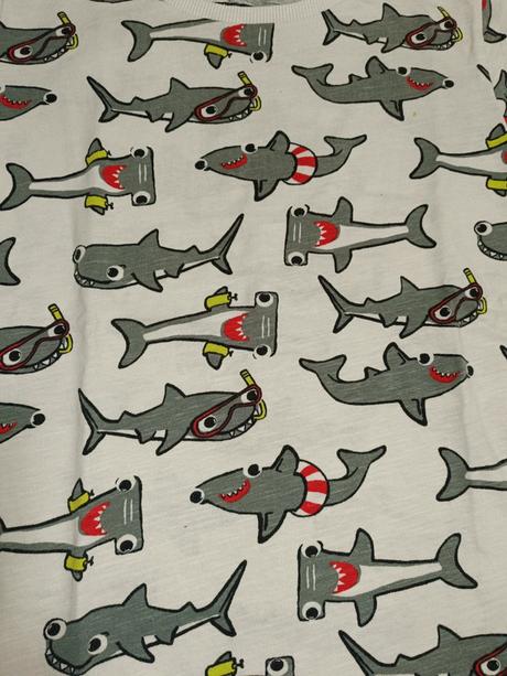 Tričko se žraloky 116 next, next,116