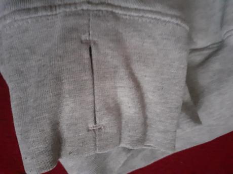 Silnější mikina, 38