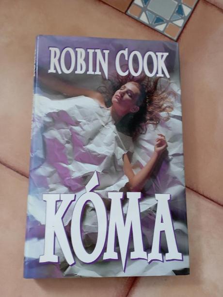 Kniha r. cook - koma, 
