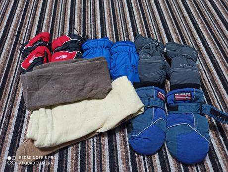 Rukavice a punčocháče, 86–98