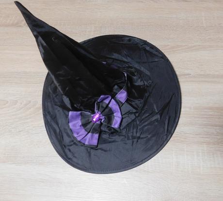 Karnevalový kostým-čarodějka vel.4/6let, 