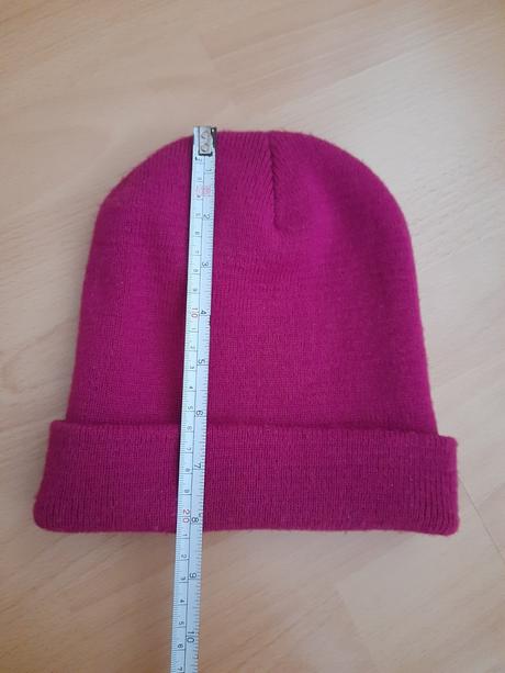 Dámská čepice, kik