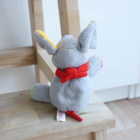 Chrastici male plysove slune,