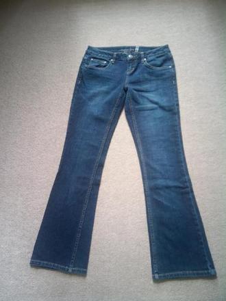 Dámské nebo dívčí tmavé rifle, s