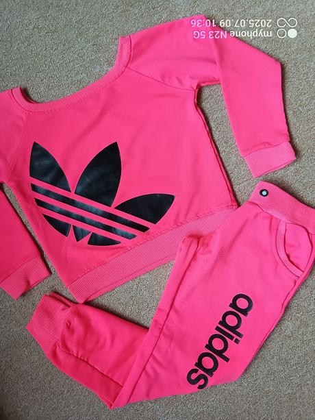 Souprava neonová vel."140-146", adidas,140