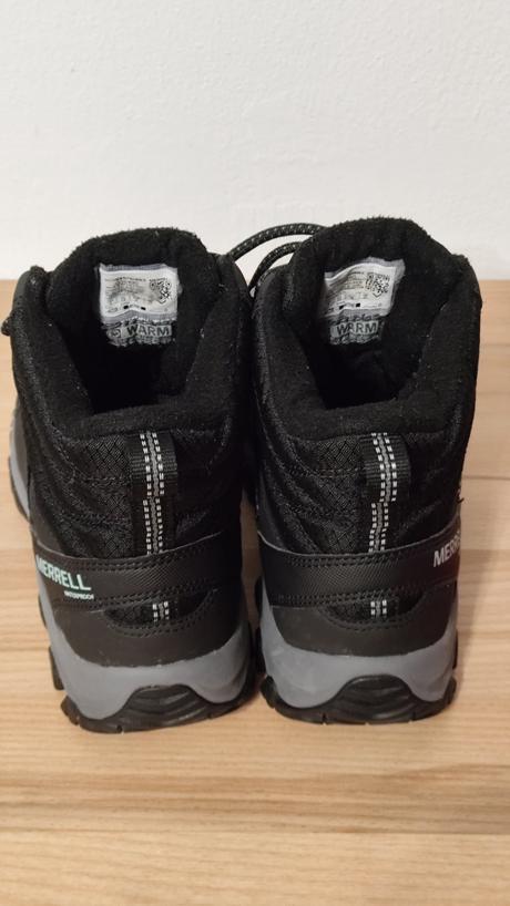 Outdoorové boty merrell thermo akita mid wp, 36