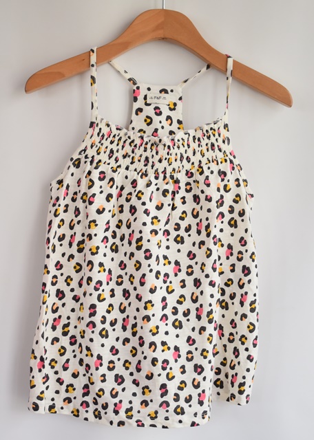 Tílko vel. 9 - 10 let, f&f,140