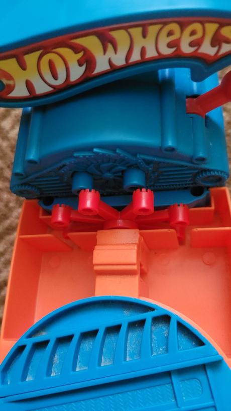 Bublinková myčka hotwheels,