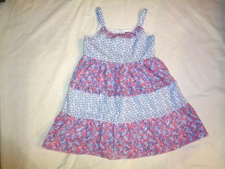 Luxusní květované volánové šaty, 110