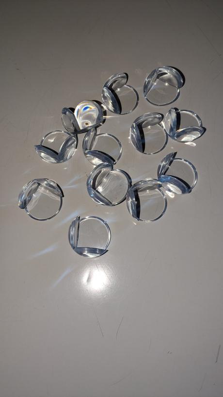 B17 transparentní ochrana rohů nábytku - 12 kusů, 