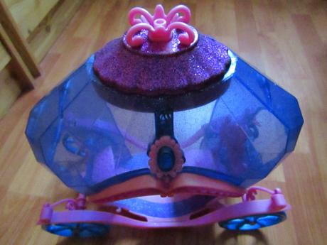 Plastový kočár pro princezny- panenky,