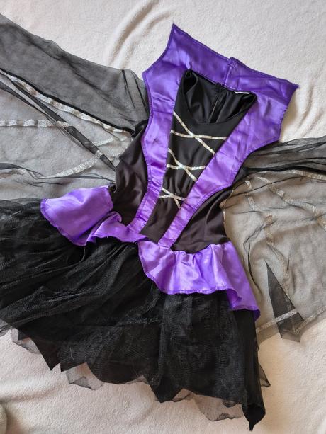 Kostým halloween - upírka - čarodějnice, 