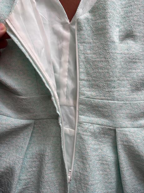 Ob/ šaty dámské /divči - v.34, xs