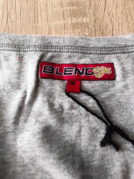 Jednoduché dámské bavlněné triko, m