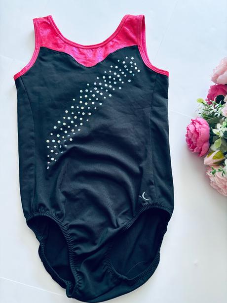 An11/ dres gymnastiky / baletky - v.cca 5/6 let, 116