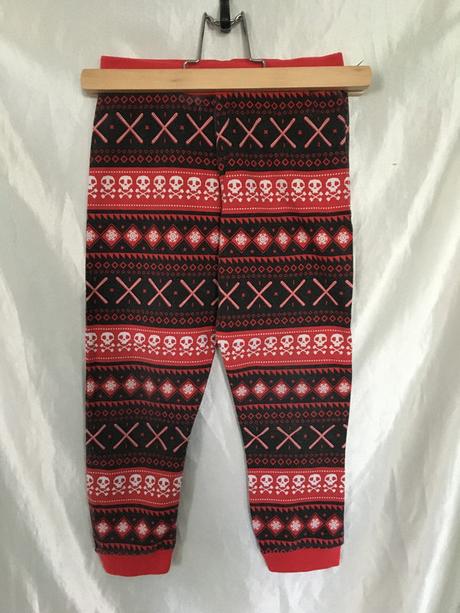 Vel. 104 pyžamové kalhoty s lebkama, 104