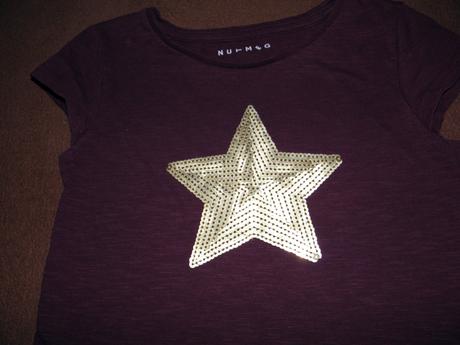 Vínové tričko s flitry zn. nutmeg vel.122/128, nutmeg,122