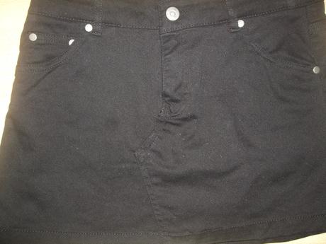 Čierna džínsová sukňa kylie s opaskom, 158