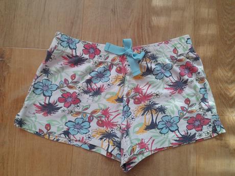 2 x kraťasy, vel 122/128, 122