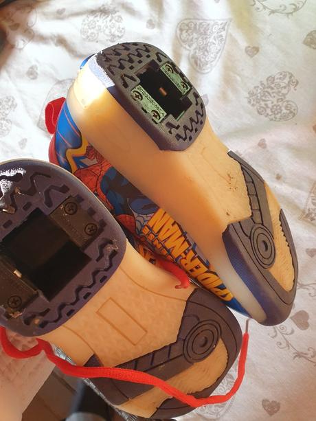 Tenisky spiderman vel.34, 34