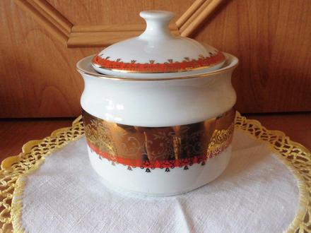 Cukřenka červenozlatá, 