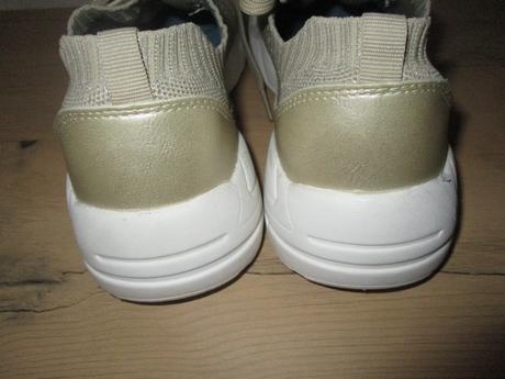 Tenisky, baťa,38