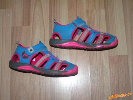 Sportovní sandále, 31