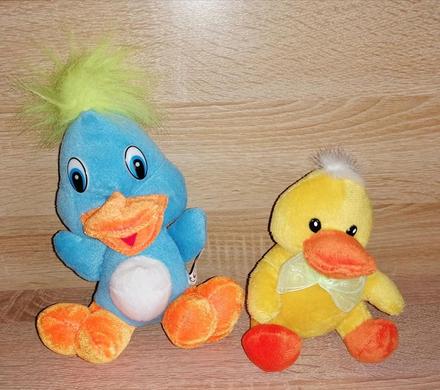 Dva plyšoví kačeři,