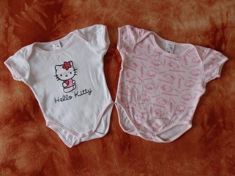 2x body s krátkým rukávem hello kitty, sanrio,68