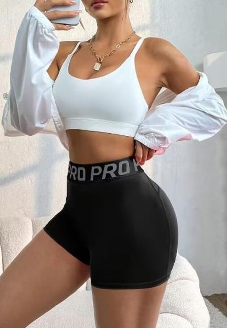 Krásné nové kraťasy velikost 38/m, 38 / m