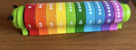 Melissa & doug skládání podle čísel-housenka, 