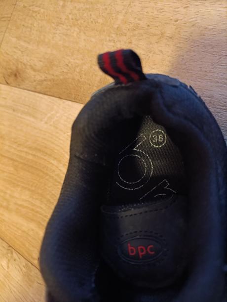 Chlapecké černé boty bpc vel. 38, 38