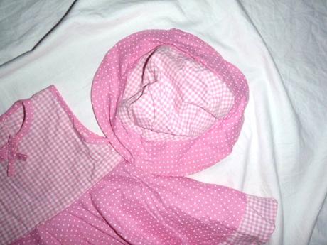 Krásné vzdušné šaty s kloboučkem, tiny ted,62