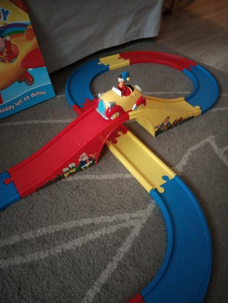 Dráha noddy,knížka,hra,