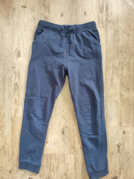 Tepláky 128/134, sinsay,134