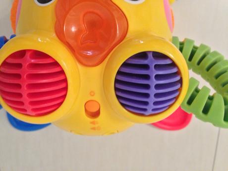 Fisherprice hrací stolek+žirafa tobogán+puzzle,