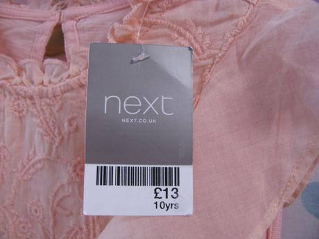 Luxusní halenka lososové barvy s volánky a výšivk., next,140