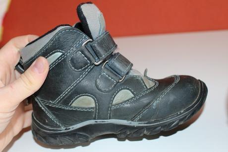 Zimní boty - rozpáraný šev, fare,26