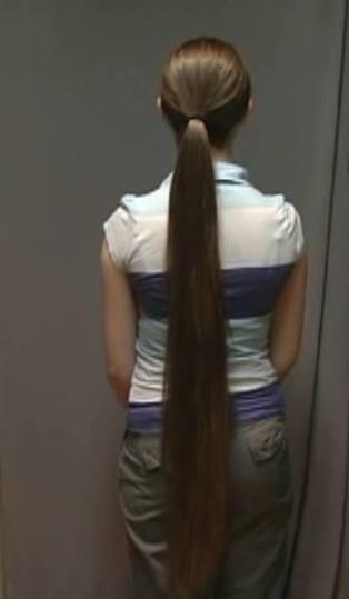 Dlhé vlasy, lámavé konce, čo s tým? Stríhať?