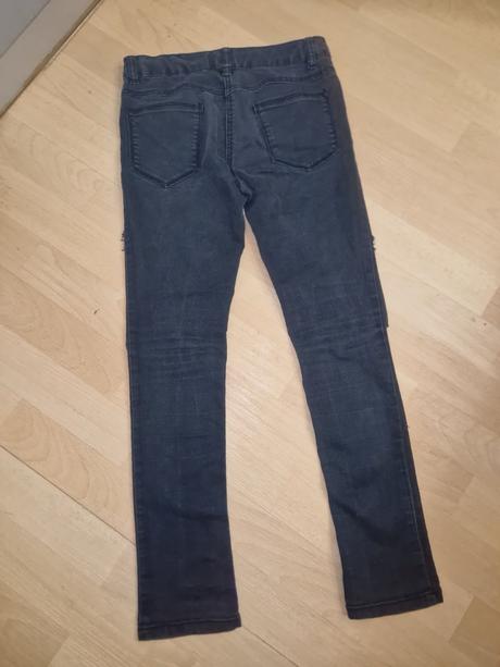 Džíny tmavě šedé s dírama next, next,152